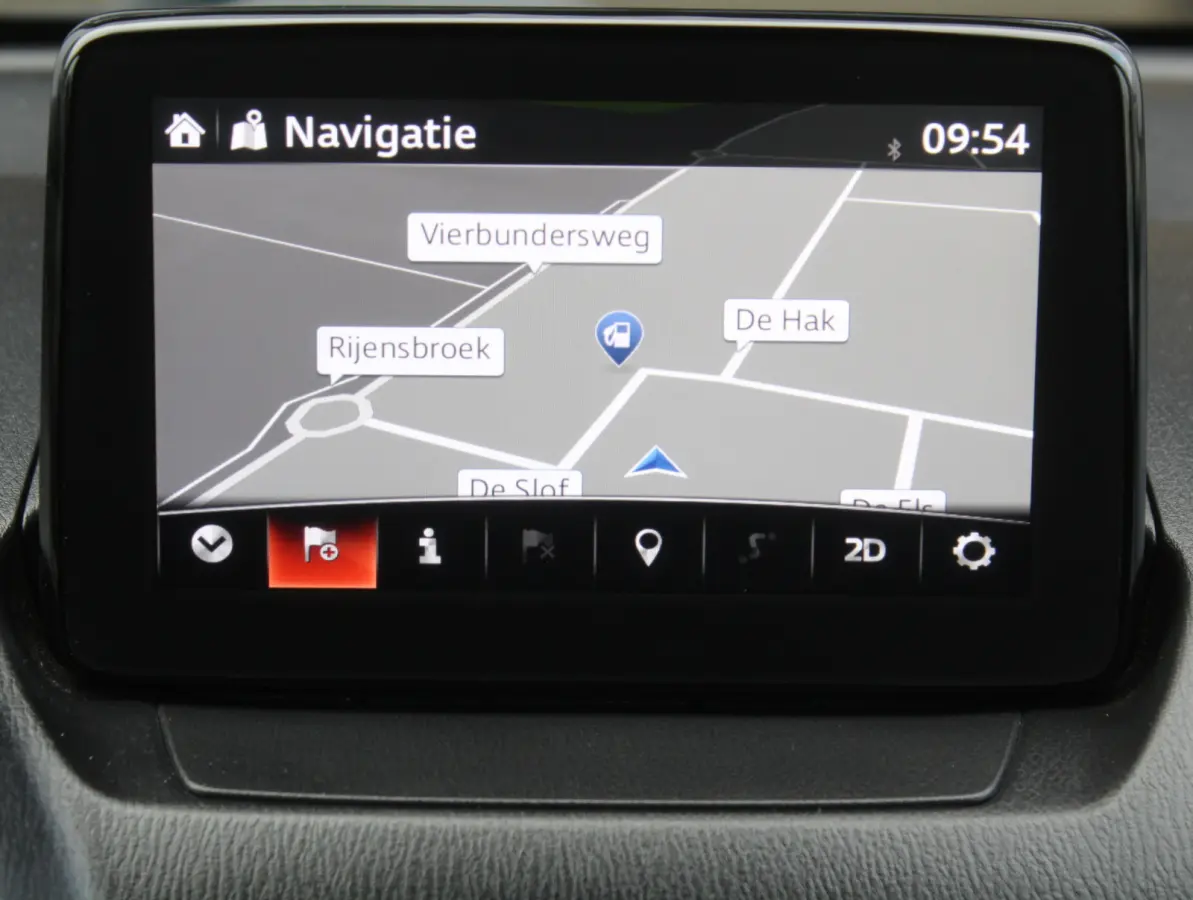 1.5 Skyactiv-G Luxury CLIMATE | CRUISE | NAVI | LMV16 | DAB | CARPLAY | STOELVERW | PDC | LED
