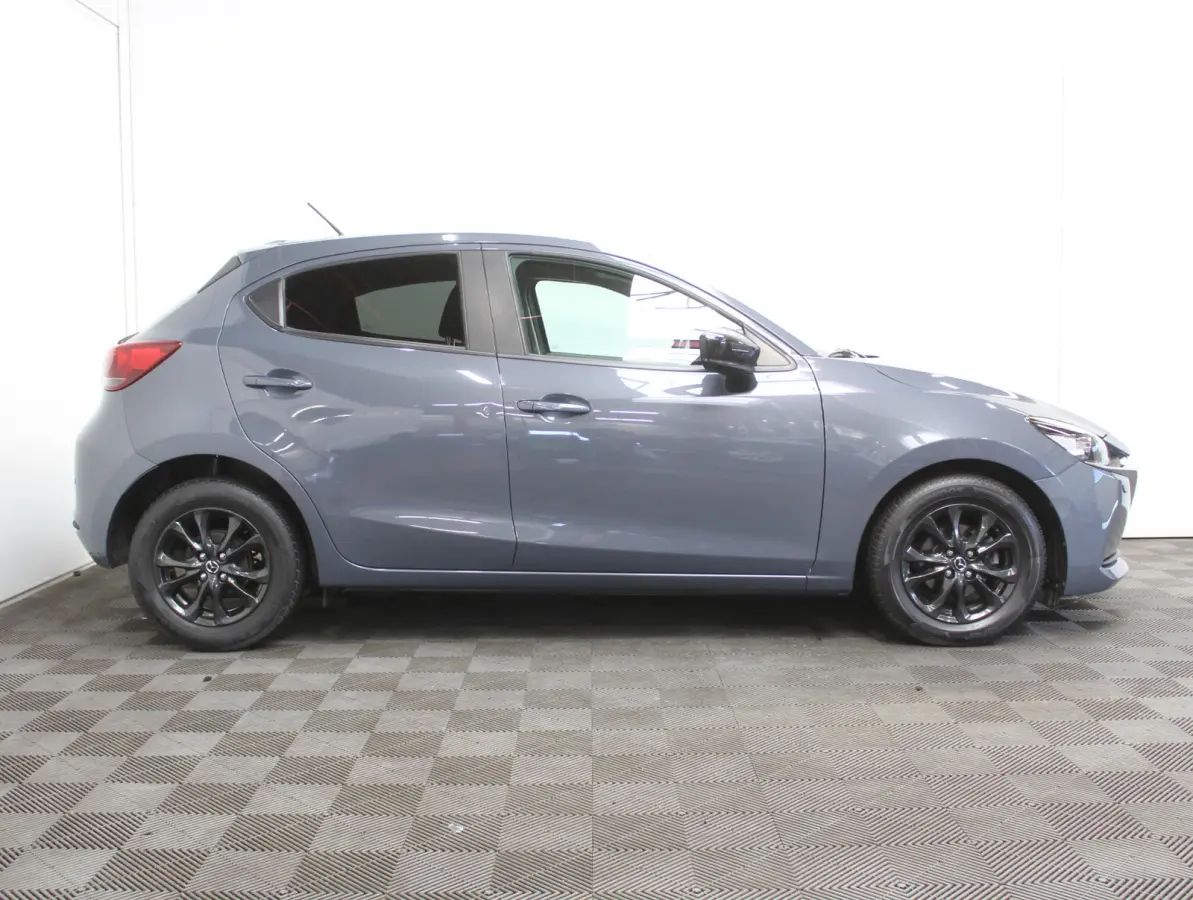 1.5 Skyactiv-G Luxury CLIMATE | CRUISE | NAVI | LMV16 | DAB | CARPLAY | STOELVERW | PDC | LED