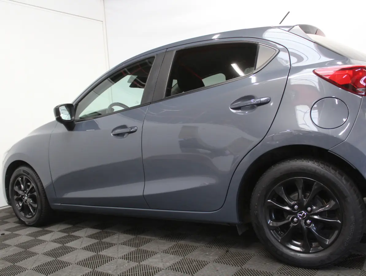1.5 Skyactiv-G Luxury CLIMATE | CRUISE | NAVI | LMV16 | DAB | CARPLAY | STOELVERW | PDC | LED