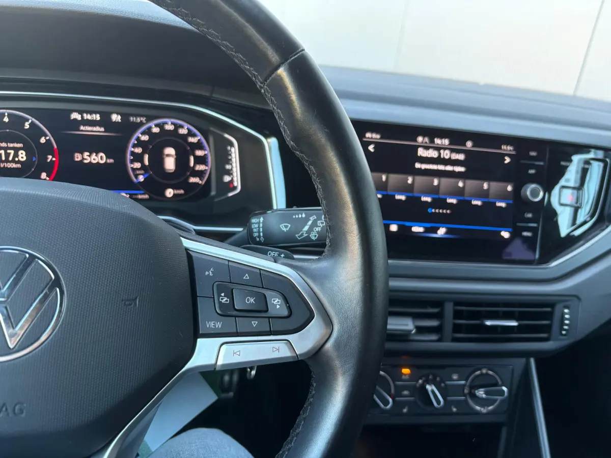 110PK TSI Automaat R-Line Business Carplay-android/Camera/Stoelverwarming