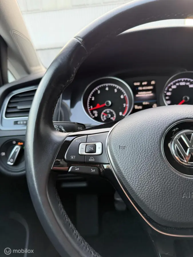 1.4 TSI Highline MATRIX NAVI ACC LED VOL !