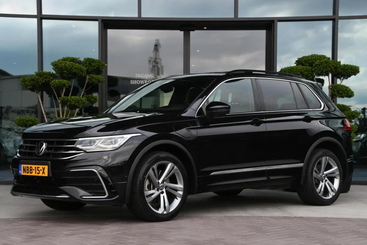 1.4 TSI eHybrid R-Line Business+