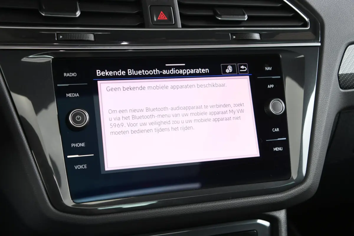 1.4 TSI eHybrid R-Line Business+