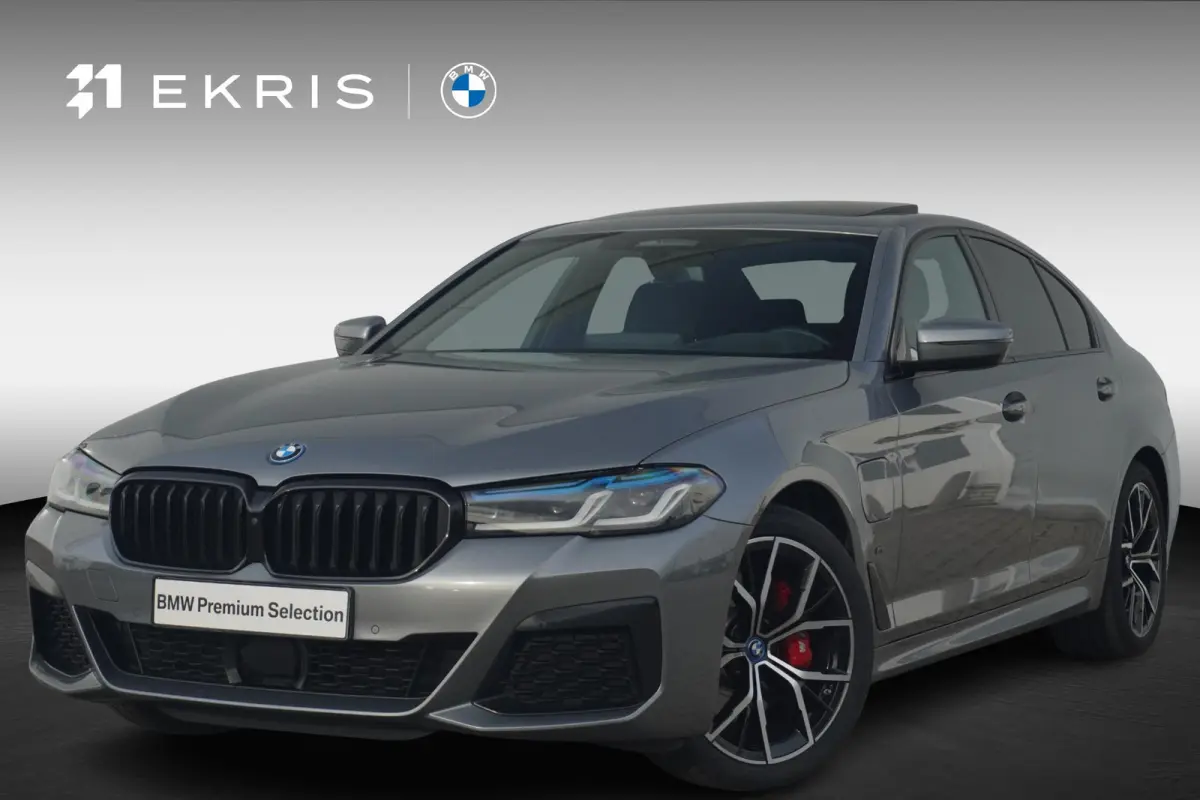 530e M Sport | Trekhaak | Schuif-kanteldak | Harman Kardon | Head-up | Driving Assistant Professional | Comfortstoelen met Elektr. verstelling + Memory | Dodehoek detectie