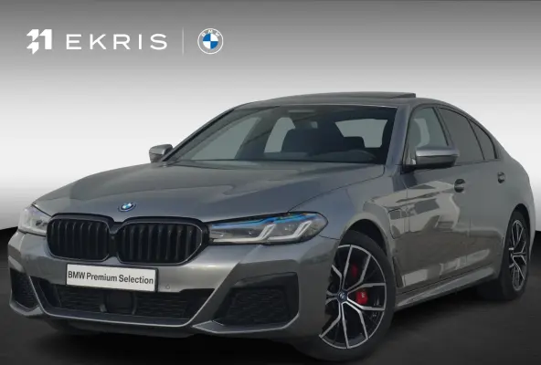 530e M Sport | Trekhaak | Schuif-kanteldak | Harman Kardon | Head-up | Driving Assistant Professional | Comfortstoelen met Elektr. verstelling + Memory | Dodehoek detectie