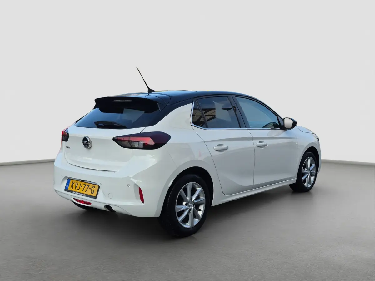 1.2 Elegance Panoramadak | Stoel+Stuurverwarming | Camera | Parkeersensoren | LED | Carplay/android auto |