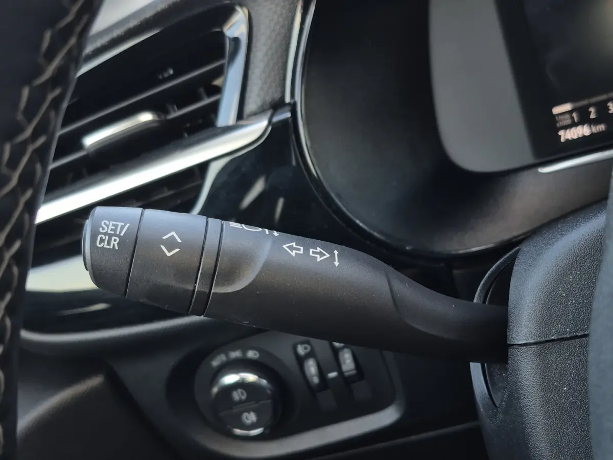 1.2 Elegance Panoramadak | Stoel+Stuurverwarming | Camera | Parkeersensoren | LED | Carplay/android auto |