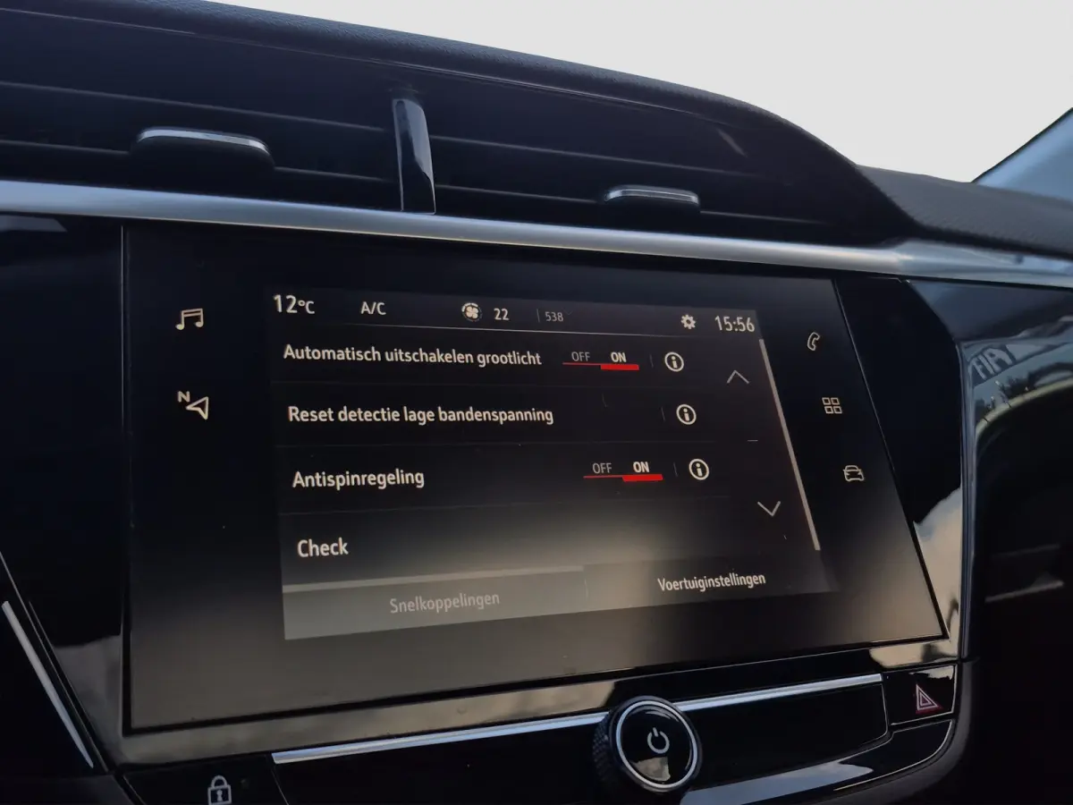 1.2 Elegance Panoramadak | Stoel+Stuurverwarming | Camera | Parkeersensoren | LED | Carplay/android auto |