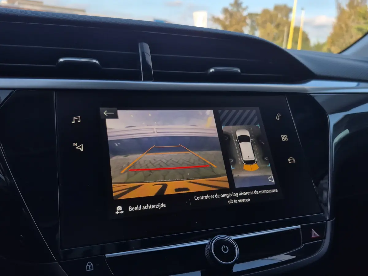 1.2 Elegance Panoramadak | Stoel+Stuurverwarming | Camera | Parkeersensoren | LED | Carplay/android auto |