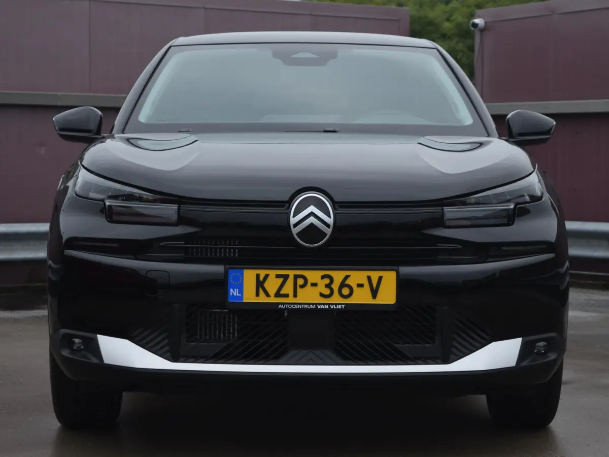 1.2 Hybrid 145pk Collection Verwarmde voorruit l Navigatie l Apple Carplay/Android Auto l Stoel verwarming l Camera
