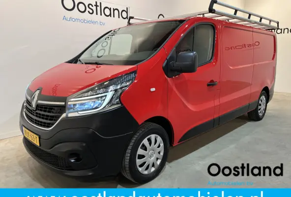 2.0 dCi 120 PK L2H1 / Euro 6 / Airco / Cruise Control / PDC / CarPlay / Navigatie / Trekhaak / Imperiaal / 3-Zits