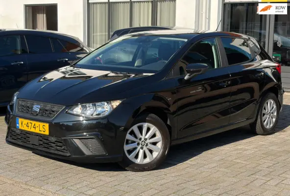 1.0 TSI Style Business Intense,Camera,Apple Carplay,Climate Control,Navigatie