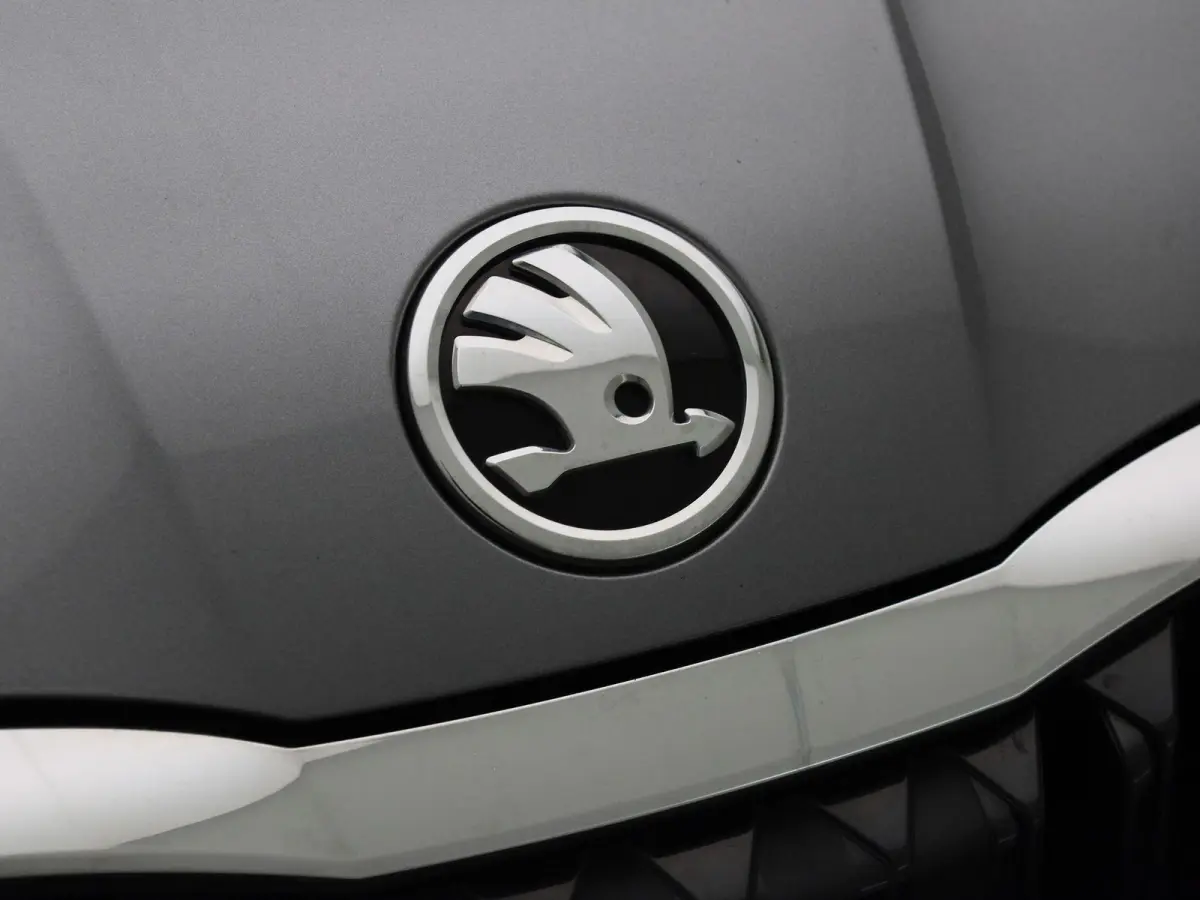 1.4 TSI iV PHEV Business Edition | Automaat | Virtual cockpit | Stoel verwarming | Navigatie | Apple CarPlay / Android Auto | Lichtmetalen velgen | Parkeersensoren | Keyless Start | Elec. Ac