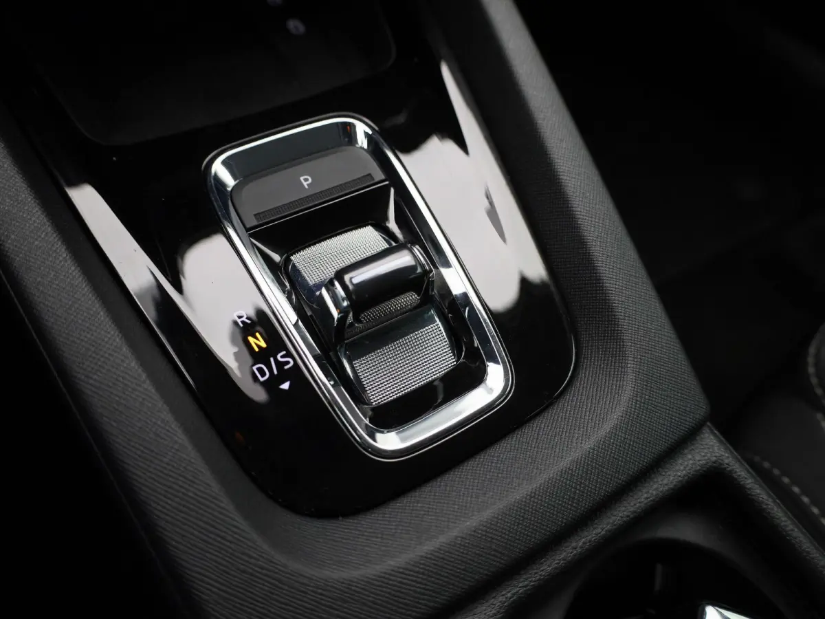 1.4 TSI iV PHEV Business Edition | Automaat | Virtual cockpit | Stoel verwarming | Navigatie | Apple CarPlay / Android Auto | Lichtmetalen velgen | Parkeersensoren | Keyless Start | Elec. Ac