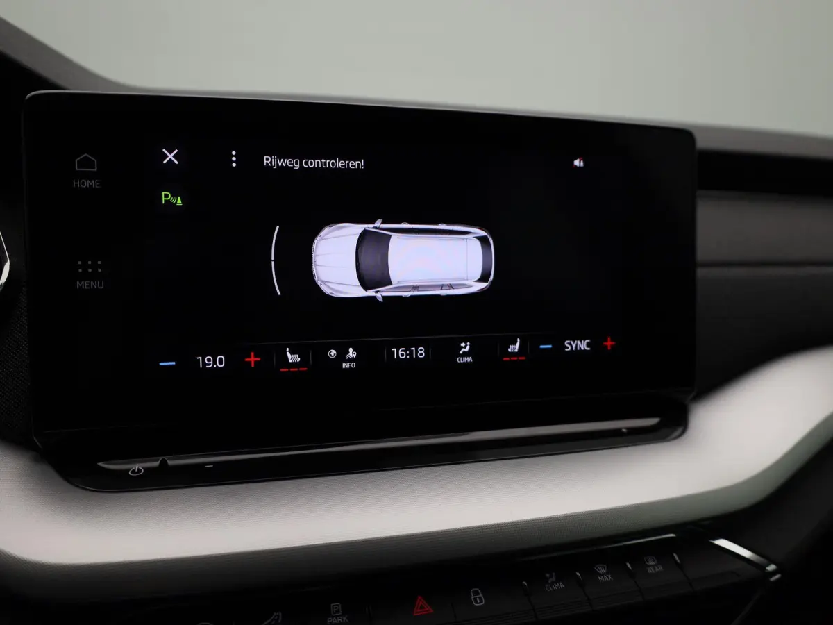 1.4 TSI iV PHEV Business Edition | Automaat | Virtual cockpit | Stoel verwarming | Navigatie | Apple CarPlay / Android Auto | Lichtmetalen velgen | Parkeersensoren | Keyless Start | Elec. Ac