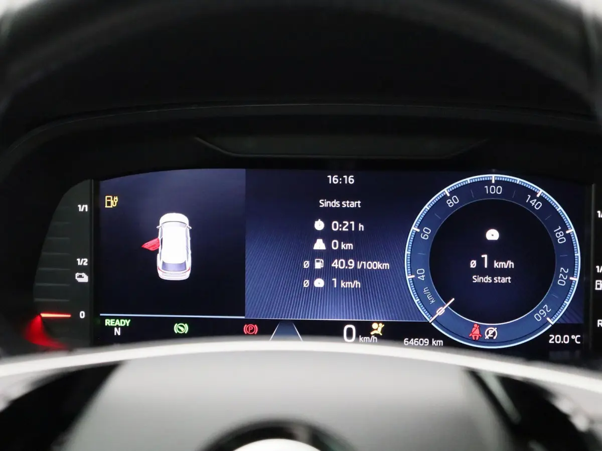 1.4 TSI iV PHEV Business Edition | Automaat | Virtual cockpit | Stoel verwarming | Navigatie | Apple CarPlay / Android Auto | Lichtmetalen velgen | Parkeersensoren | Keyless Start | Elec. Ac