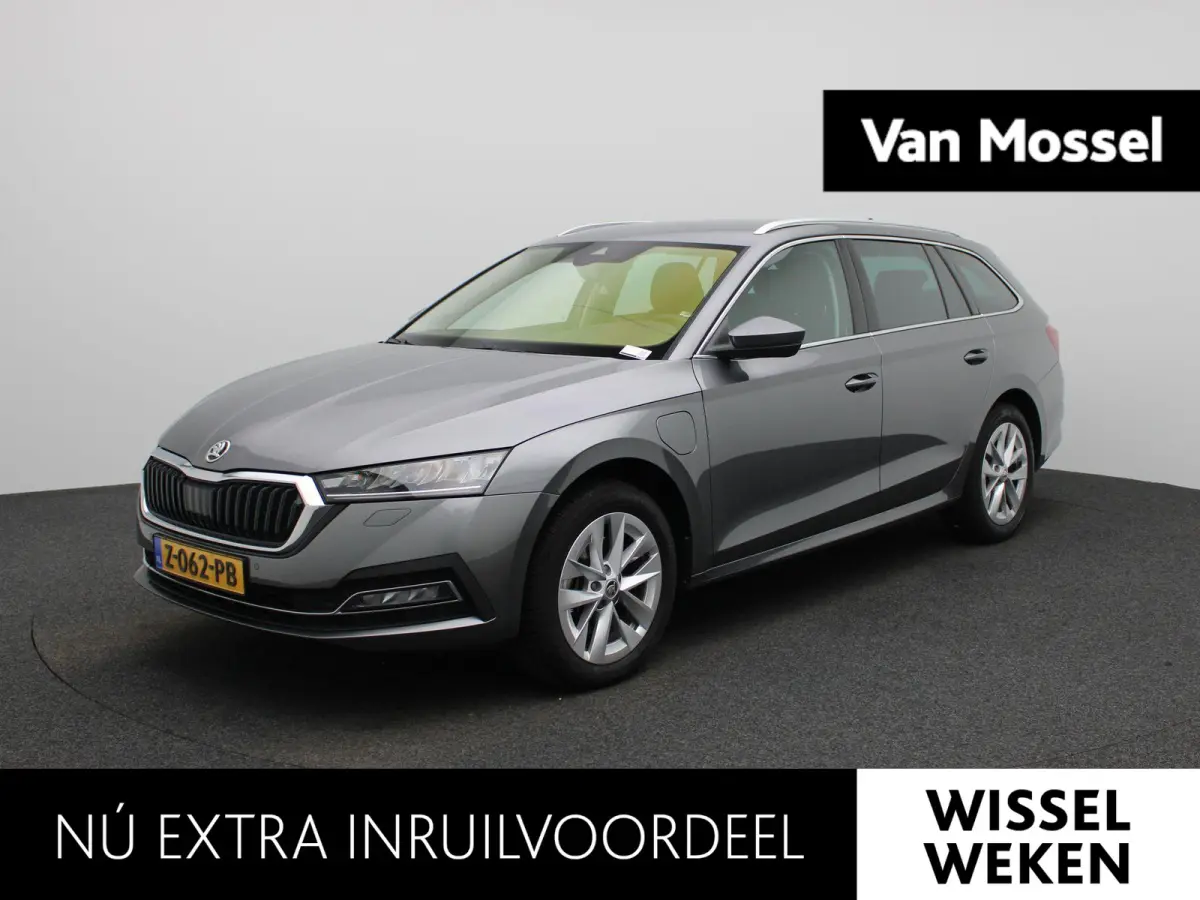 1.4 TSI iV PHEV Business Edition | Automaat | Virtual cockpit | Stoel verwarming | Navigatie | Apple CarPlay / Android Auto | Lichtmetalen velgen | Parkeersensoren | Keyless Start | Elec. Ac