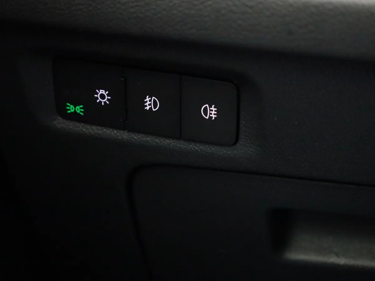 1.4 TSI iV PHEV Business Edition | Automaat | Virtual cockpit | Stoel verwarming | Navigatie | Apple CarPlay / Android Auto | Lichtmetalen velgen | Parkeersensoren | Keyless Start | Elec. Ac