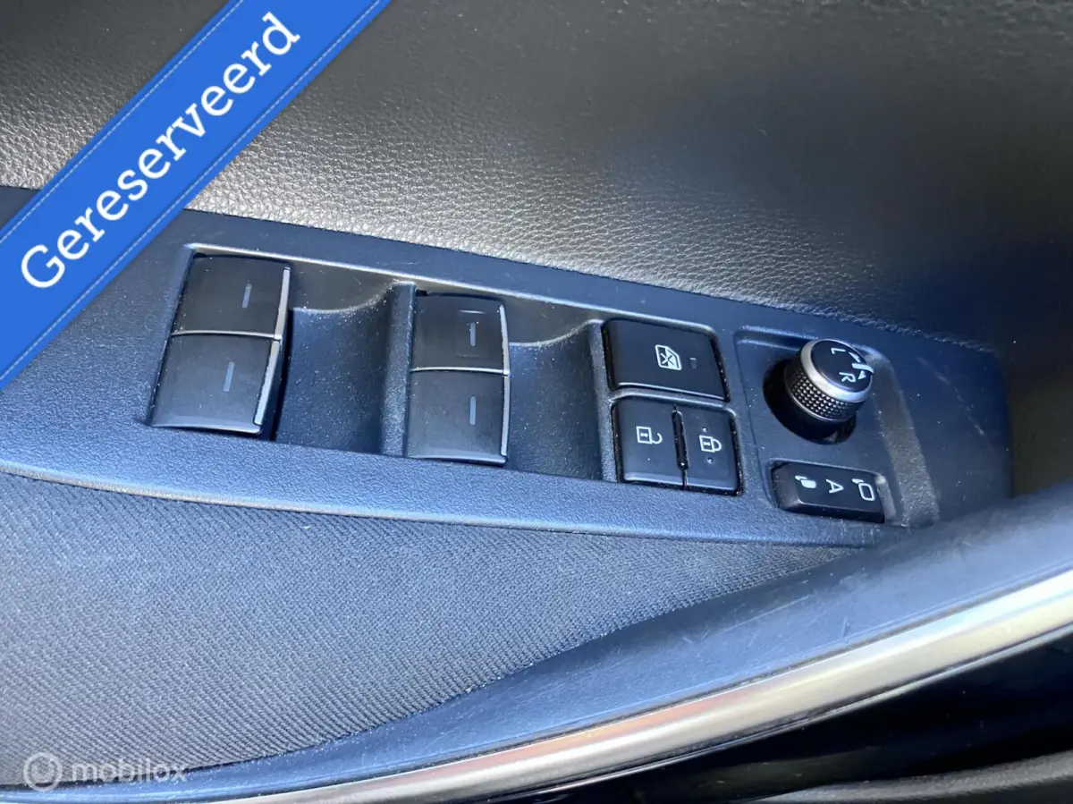 2.0 Hybrid GR-Sport