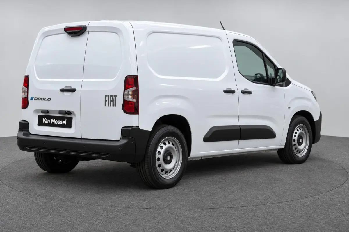 136 L1 50 kWh Easy Pro | 0% Rente Bij Financial Lease (Per maand vanaf: 399,-) | WLTP 330 KM |
