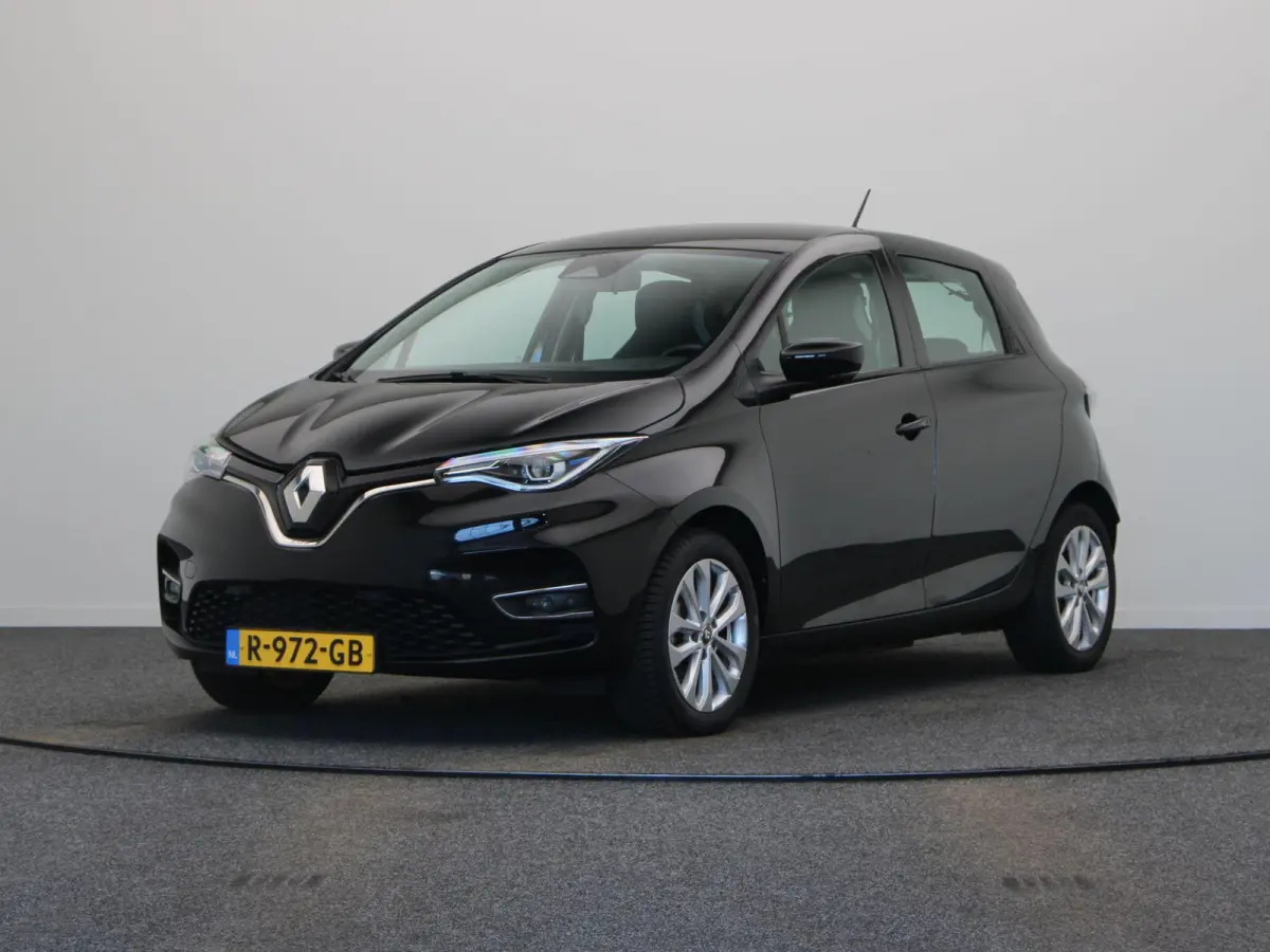R110 Life 52 kWh | Accu Koop | Stoel en stuurwielverwarming | Achteruitrijcamera | Climate Control | Voor en Achter Parkeersensoren |