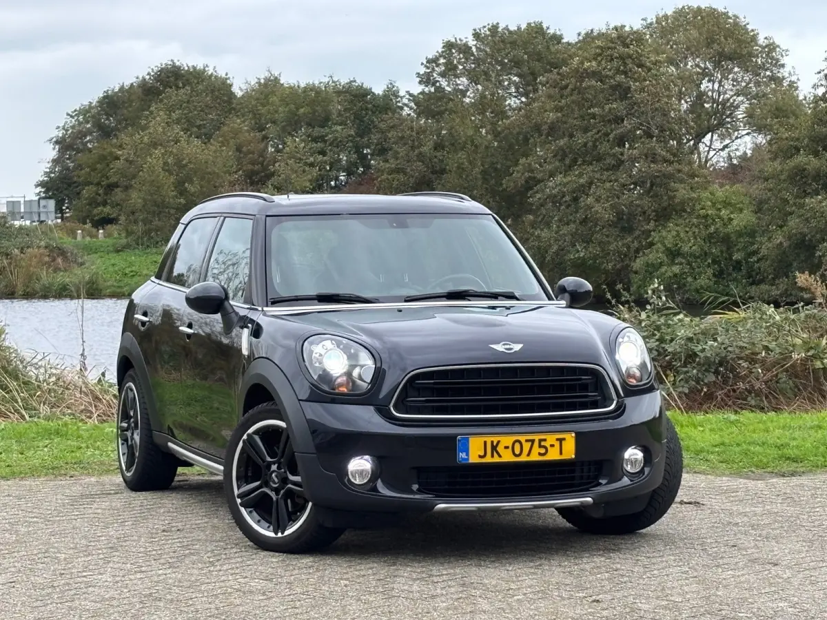 1.6 Cooper Chili Automaat - Jet Black - Gravity Black leder/Panorama-schuifdak/Seatheat