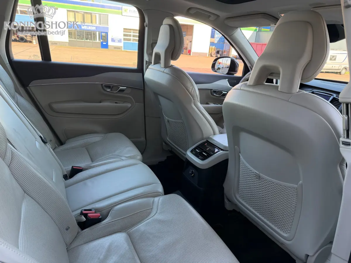 2.0 T8 Twin Engine AWD Inscription