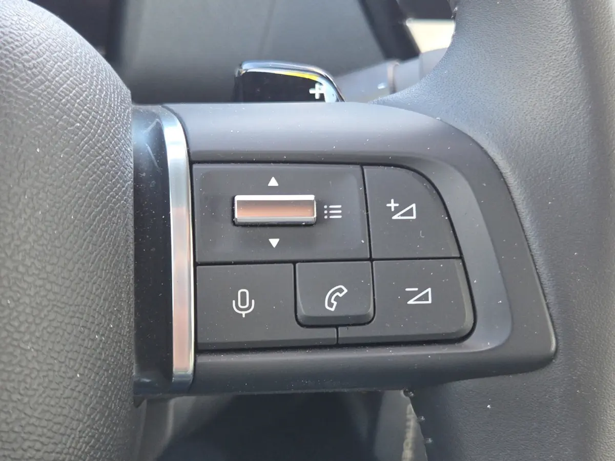 1.2 Hybrid 100 You Automaat | Climate control | Parkeersensoren | Carplay/android auto | DAB |