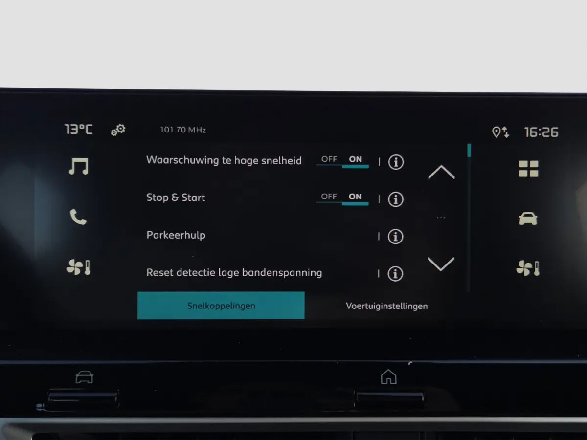1.2 Hybrid 100 You Automaat | Climate control | Parkeersensoren | Carplay/android auto | DAB |