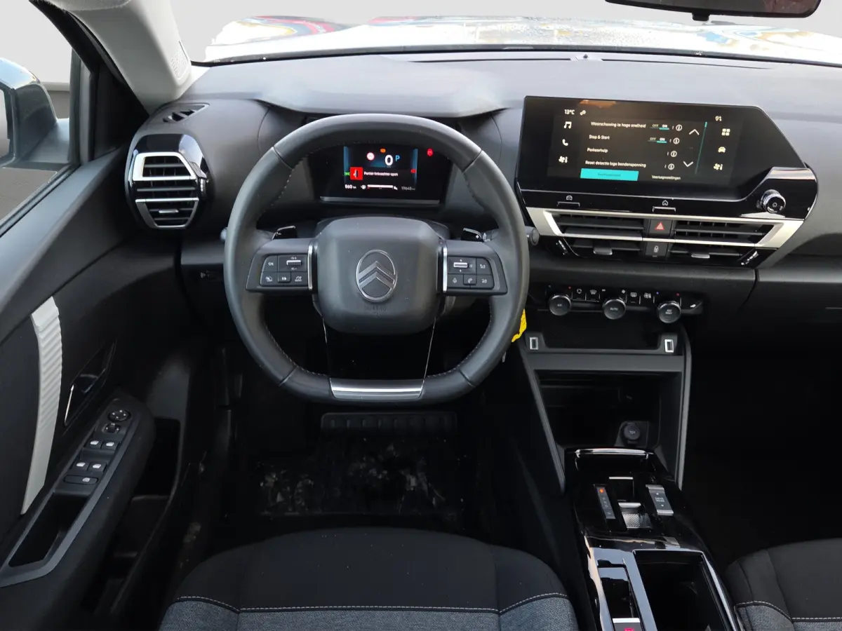 1.2 Hybrid 100 You Automaat | Climate control | Parkeersensoren | Carplay/android auto | DAB |