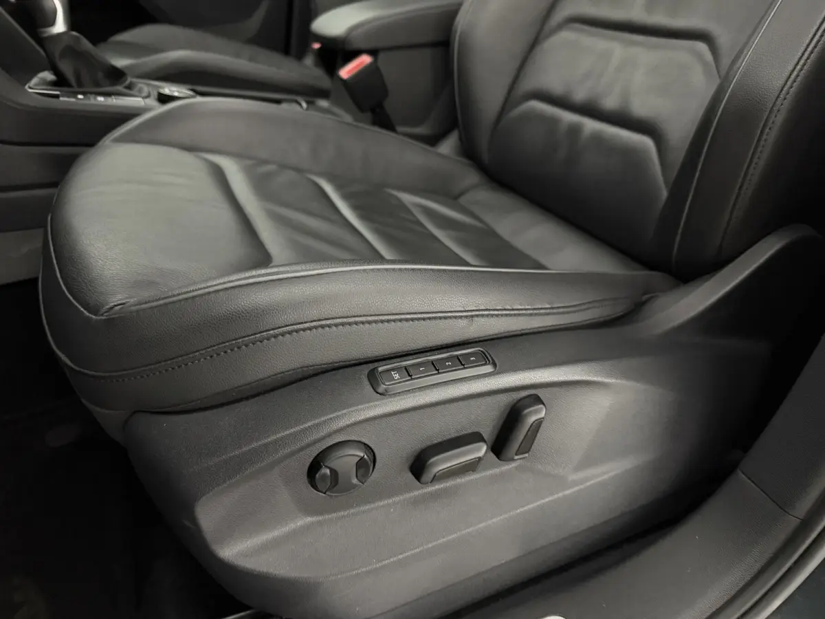 1.4 TSI FR e-Hybrid PHEV Xcellence | Pano | 360° Camera | Virtual | Memory | Carplay | Trekhaak | Leder