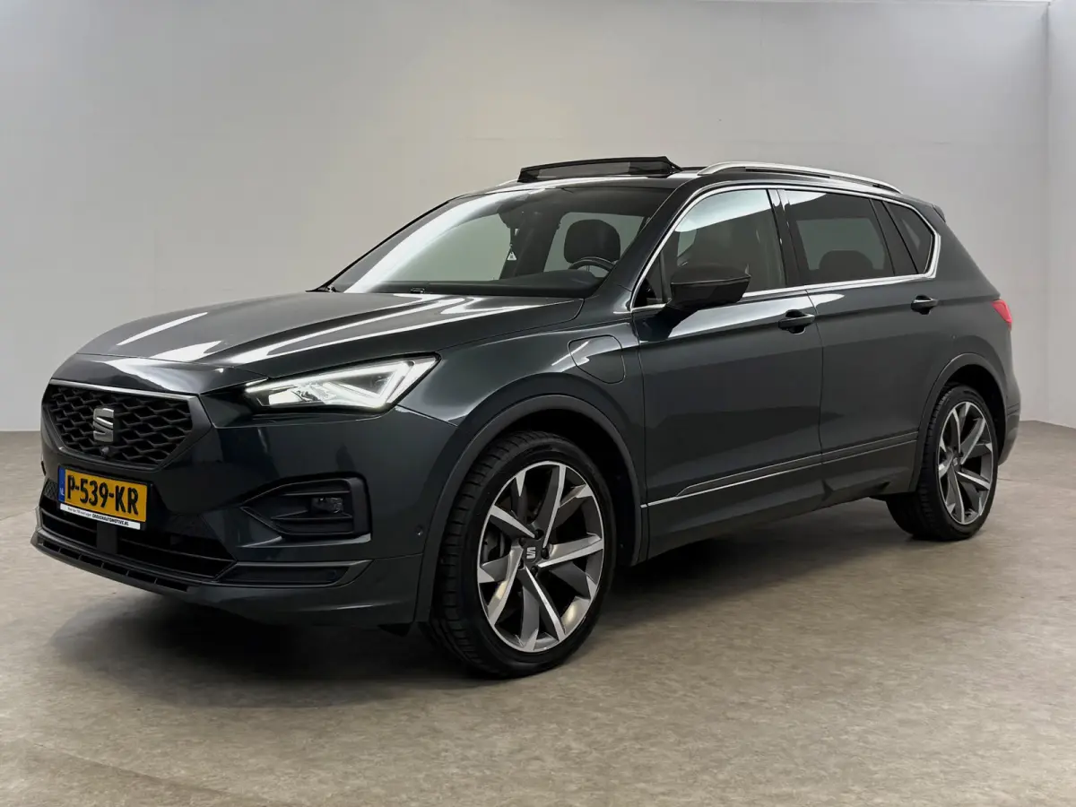 1.4 TSI FR e-Hybrid PHEV Xcellence | Pano | 360° Camera | Virtual | Memory | Carplay | Trekhaak | Leder