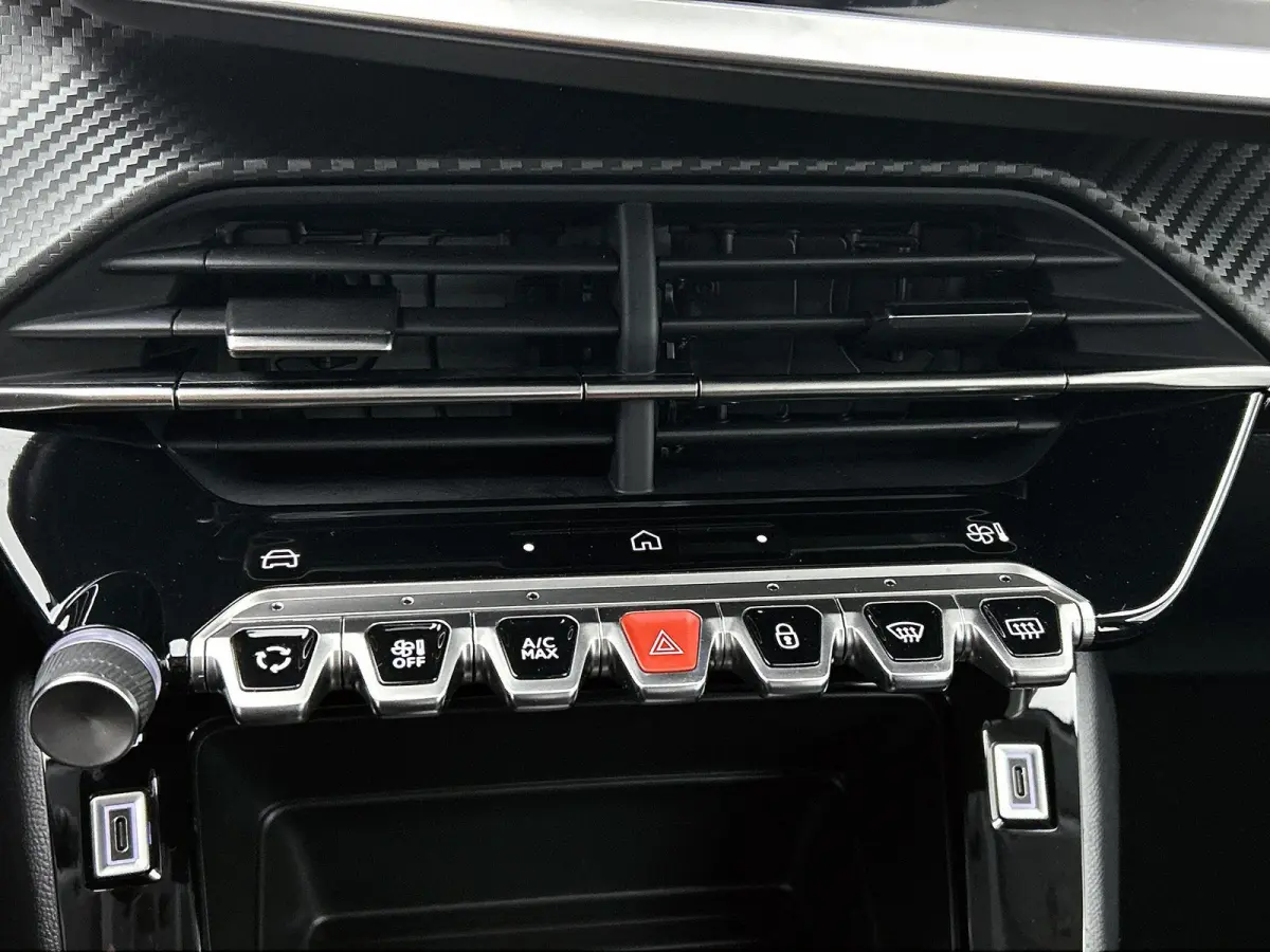 1.2 Hybrid 110 e-DCS6 Style | Cruise Control | Airco | Verkeersbordherkenning | Apple CarPlay /Android Auto |