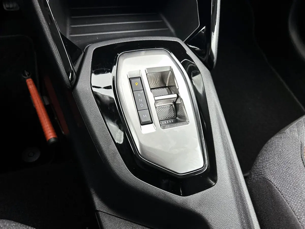 1.2 Hybrid 110 e-DCS6 Style | Cruise Control | Airco | Verkeersbordherkenning | Apple CarPlay /Android Auto |