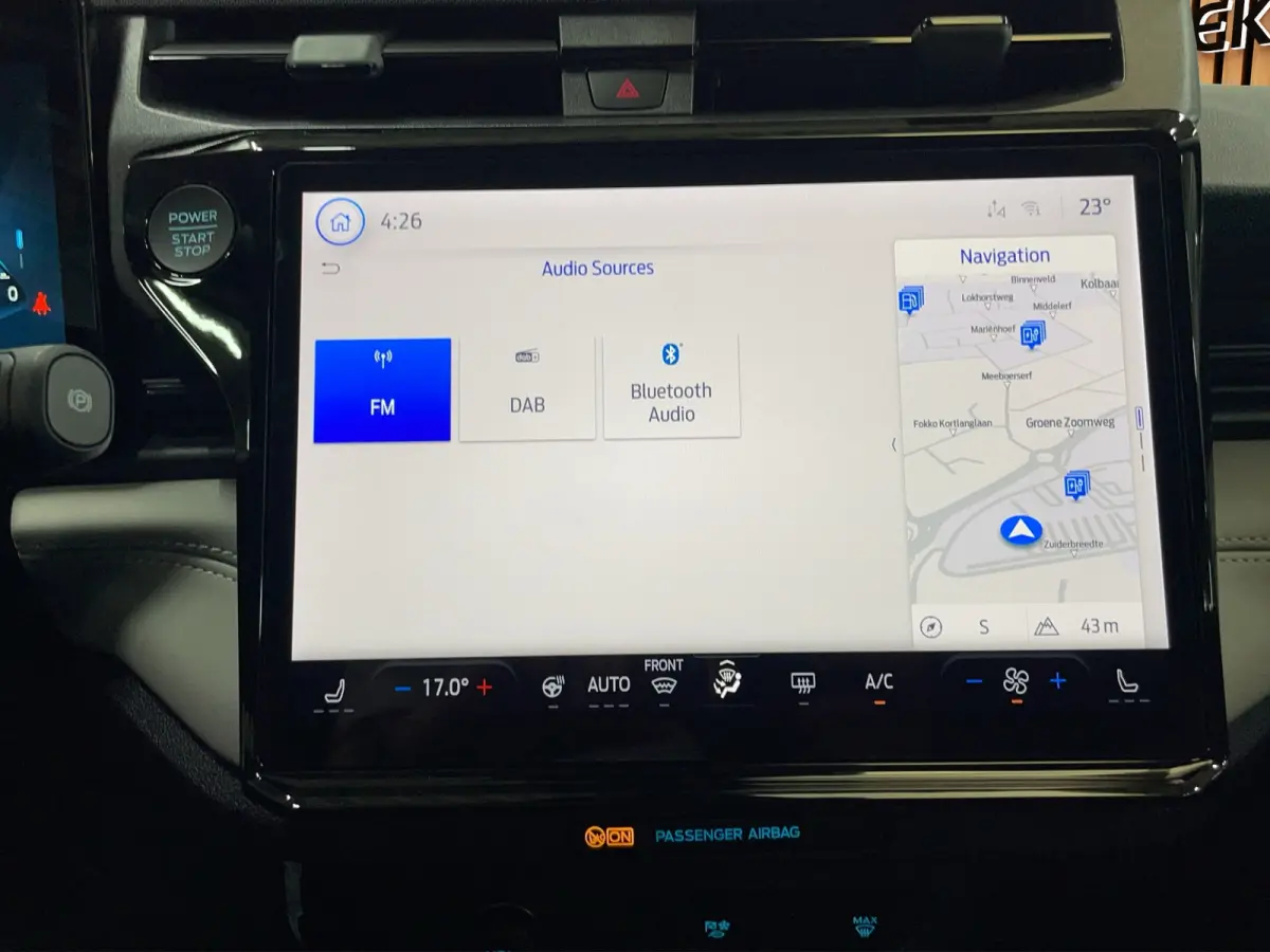 44 kWh Stuur- stoelverw. | Cruise control | Carplay | Achteruitrij camera | Parkeer sensoren