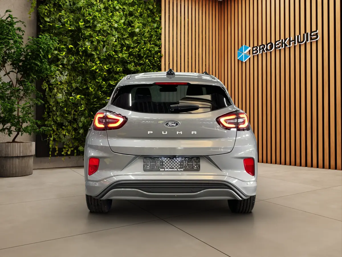 44 kWh Stuur- stoelverw. | Cruise control | Carplay | Achteruitrij camera | Parkeer sensoren