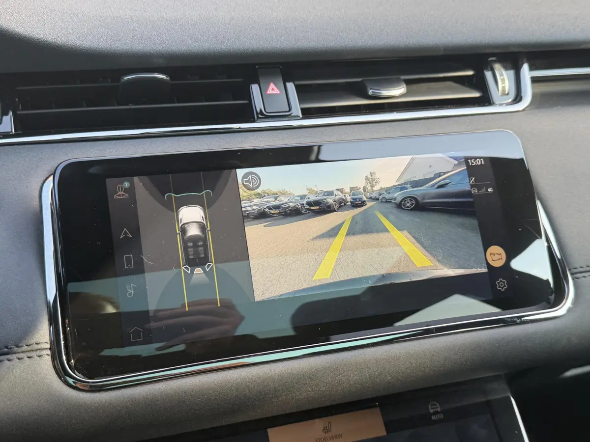 1.5 P300e AWD R-Dynamic HSE | Panoramadak | Meridian | Camera | Navigatie | Elektrische Achterklep |
