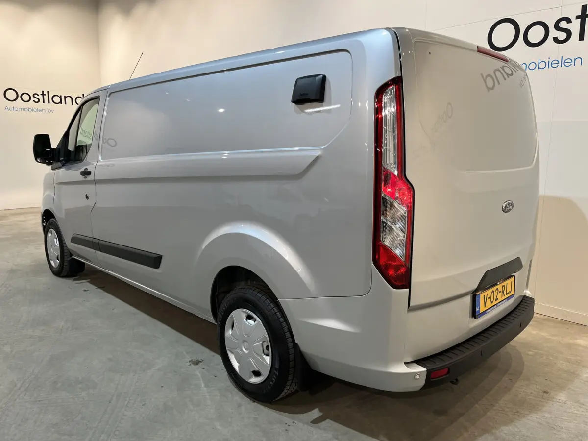 300 2.0 TDCI L2H1 Trend 130 PK / Servicebus / Sortimo Inrichting / Euro 6 / Airco / Cruise Control / PDC / Klep / 3-Zits