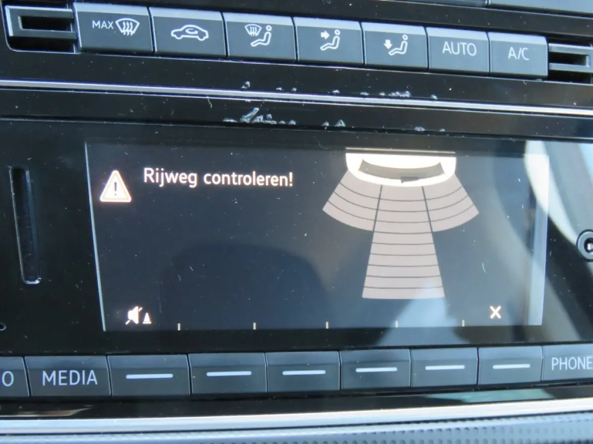 EV AMBITION / soh 91% / Stoelverwarming / Clima / Pdc / Extra getint / BOVAG garantie