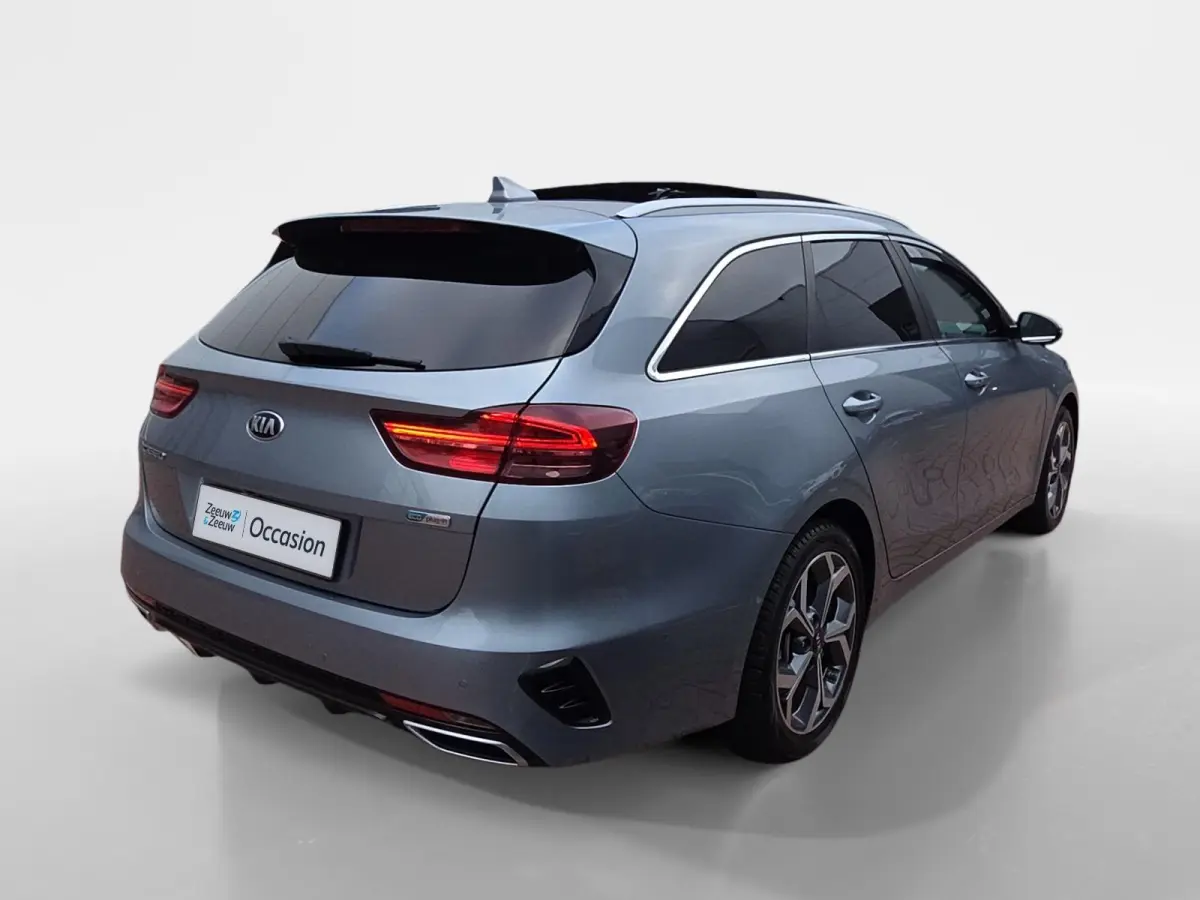 1.6I PHEV ExecutiveLine | Automaat | Dealer onderhouden | Panorama dak | Stoelverwarming en Ventilatie | Dodehoek Detectie | Leder | Carplay | Camera | Cruise Control Adaptief |