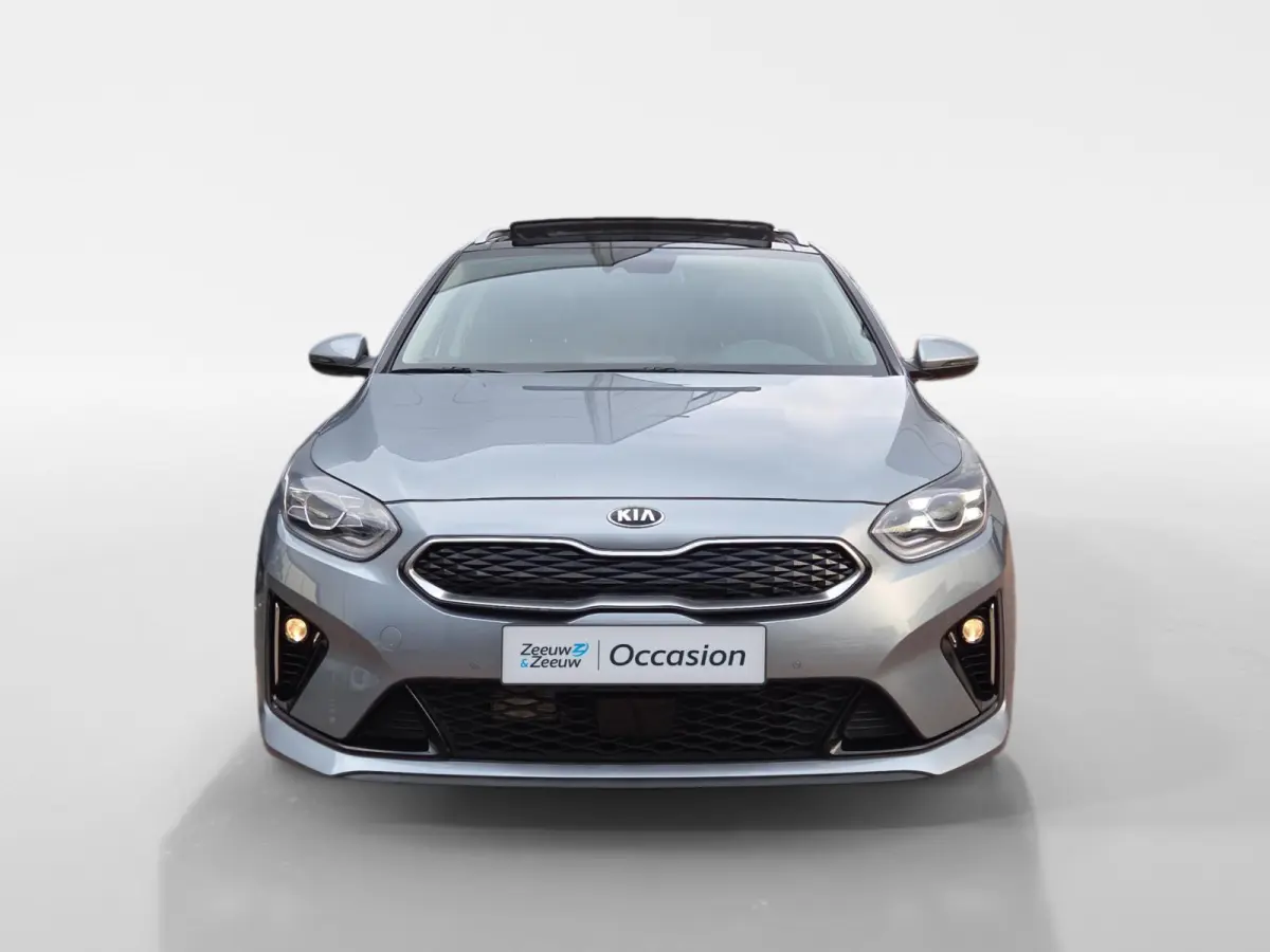 1.6I PHEV ExecutiveLine | Automaat | Dealer onderhouden | Panorama dak | Stoelverwarming en Ventilatie | Dodehoek Detectie | Leder | Carplay | Camera | Cruise Control Adaptief |