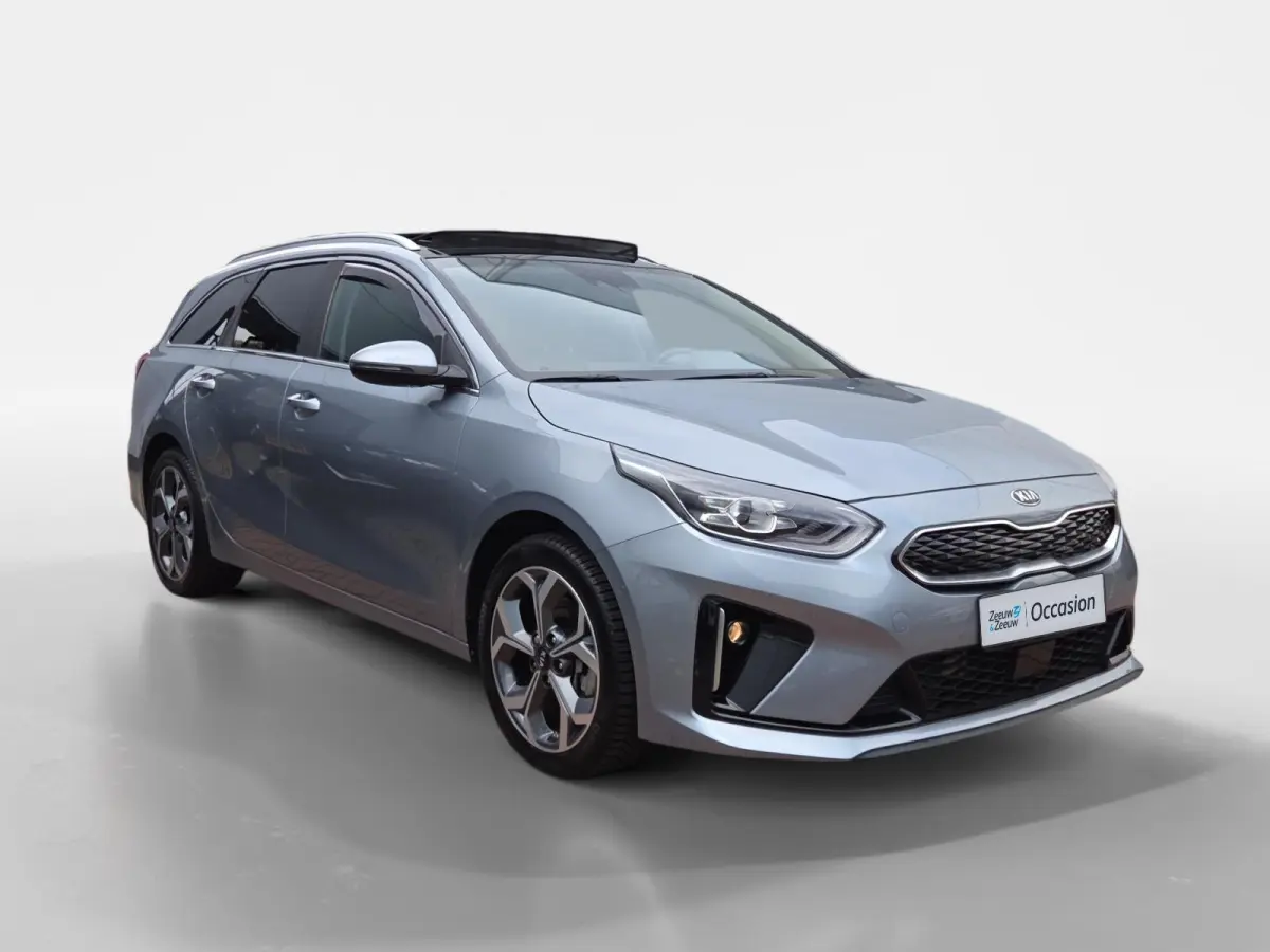 1.6I PHEV ExecutiveLine | Automaat | Dealer onderhouden | Panorama dak | Stoelverwarming en Ventilatie | Dodehoek Detectie | Leder | Carplay | Camera | Cruise Control Adaptief |