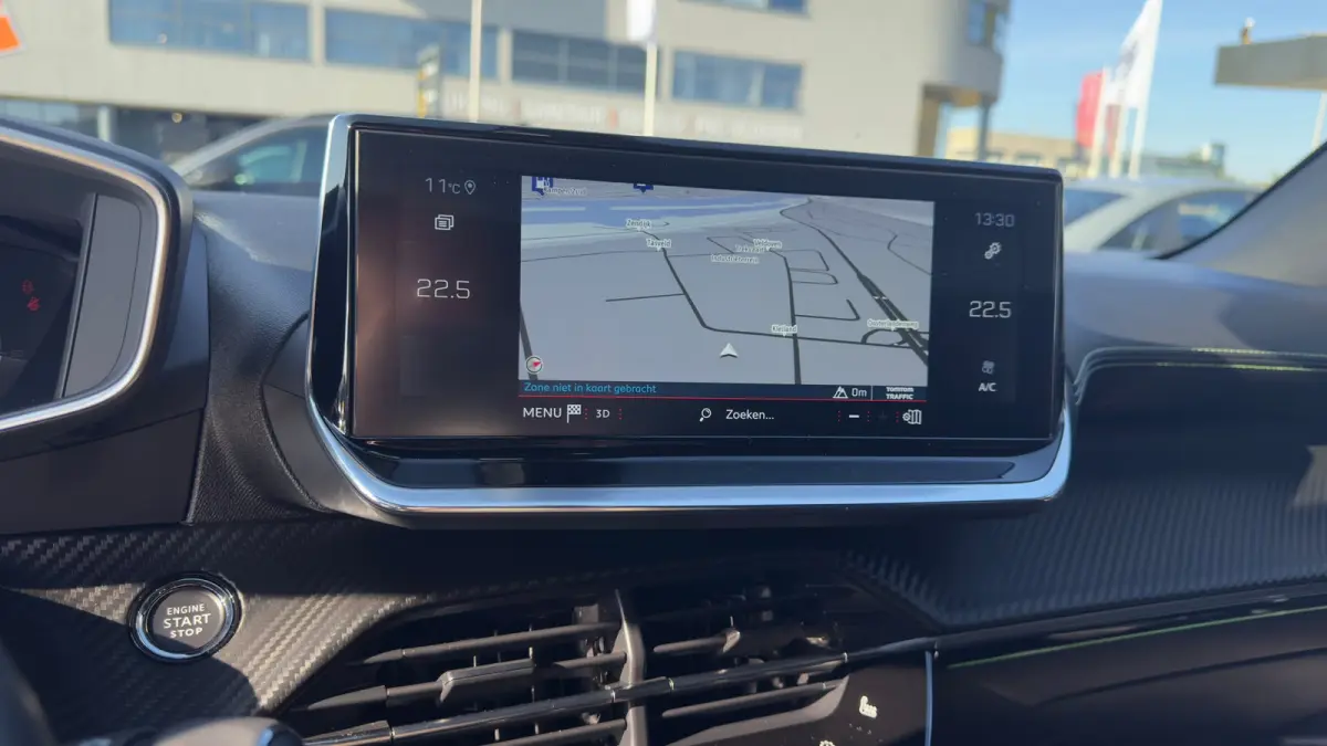 1.2 GT Pack | Camera | Parkeersensoren | Alcantara | Apple Carplay / Android Auto | Keyless entry |
