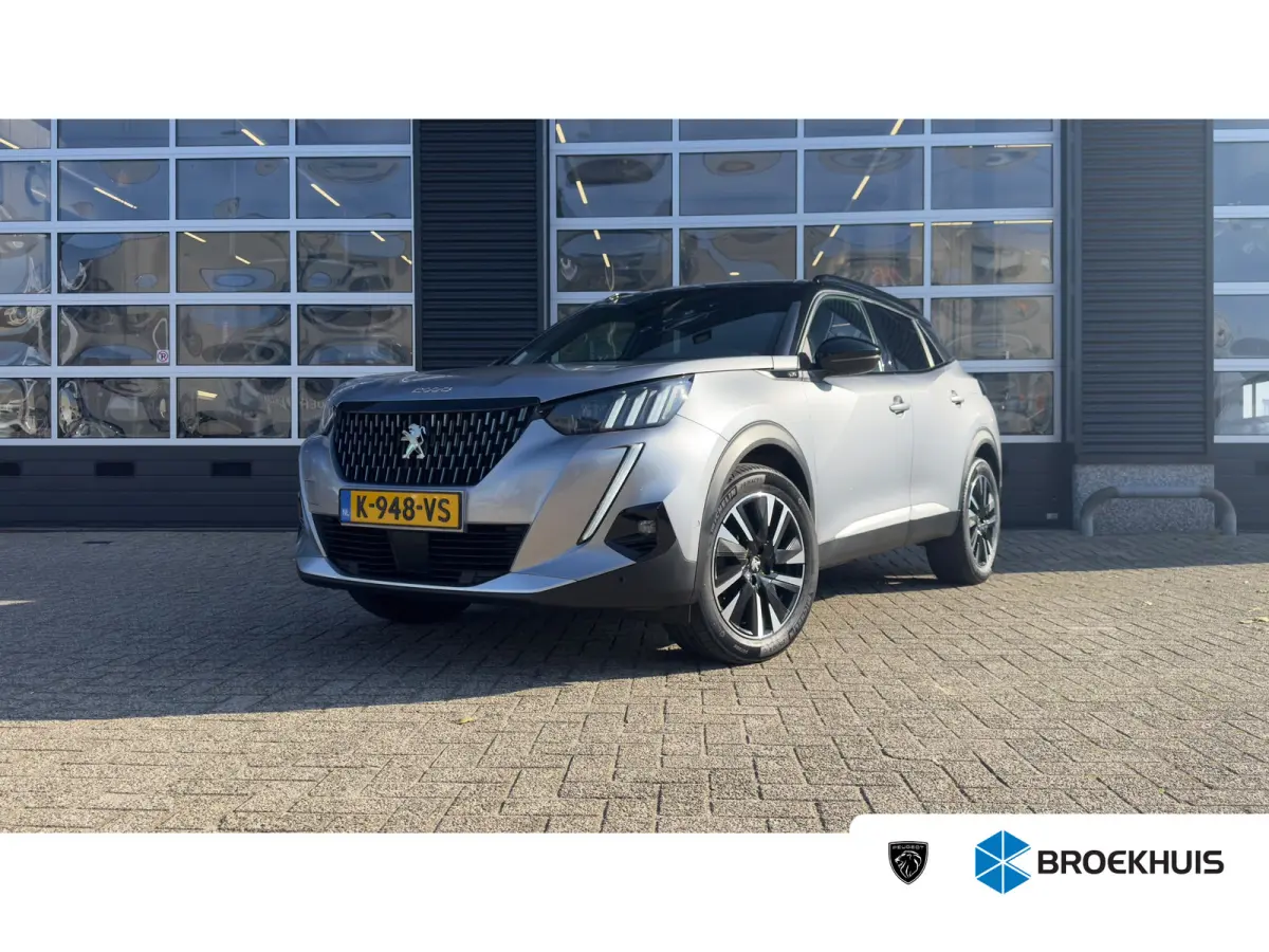 1.2 GT Pack | Camera | Parkeersensoren | Alcantara | Apple Carplay / Android Auto | Keyless entry |
