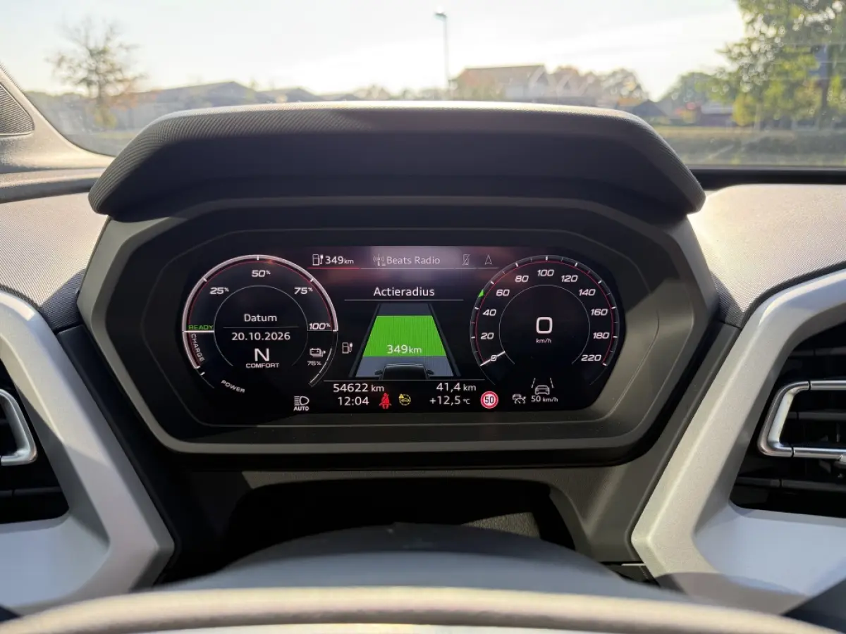 40 S Line!! | Navi | Camera | Adaptieve cruise | Elektr achterklep |