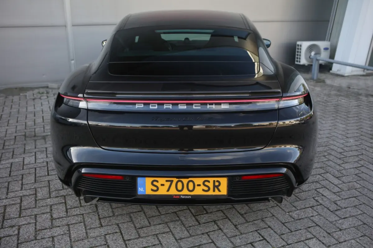 Turbo S | TECHART | Porsche Approved | BOSE | Pano | 360° | 761 PK | SOH 88,01% | BTWTW