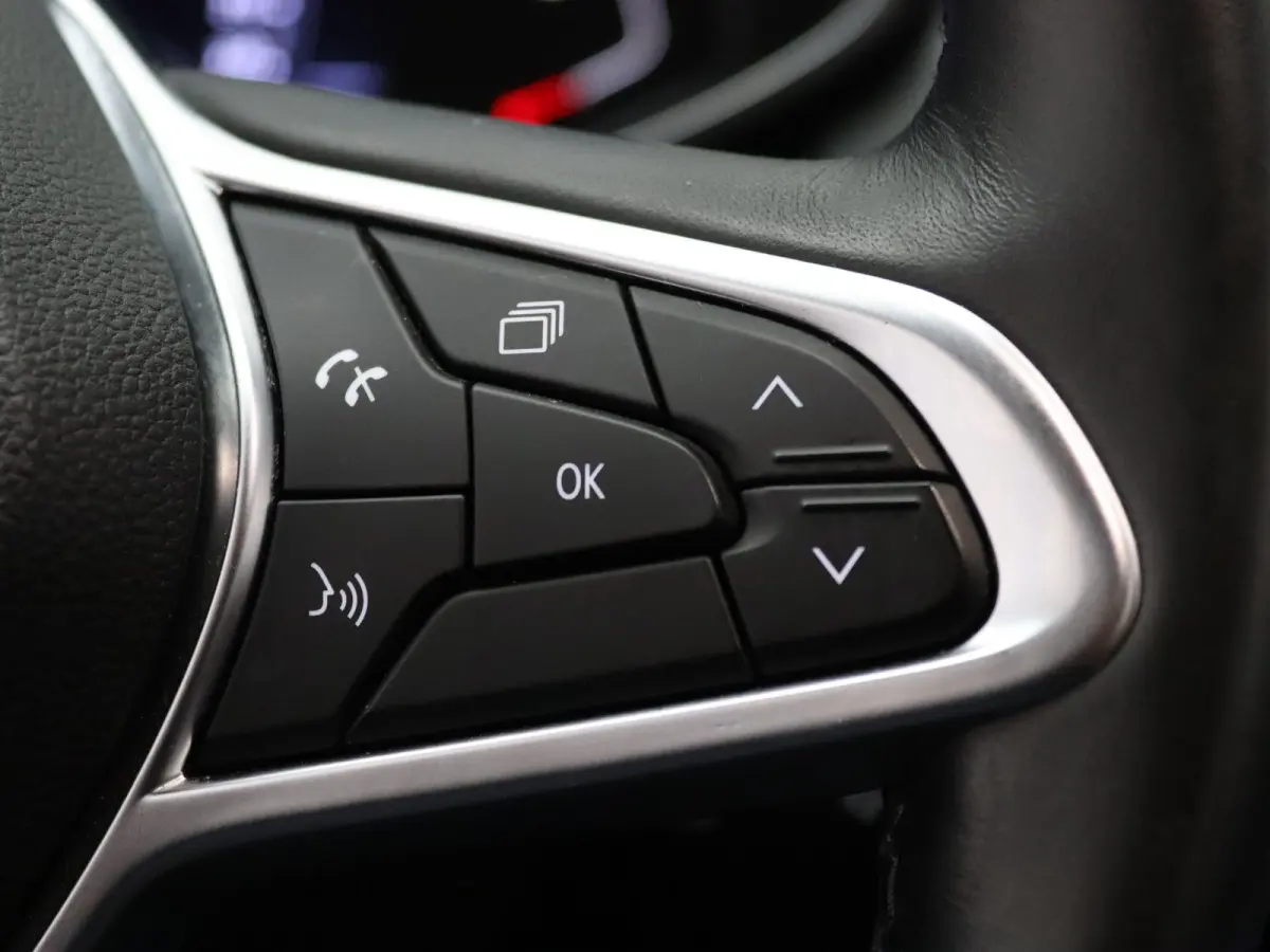 100pk TCe Intens Apple Carplay/Android Auto | Climate