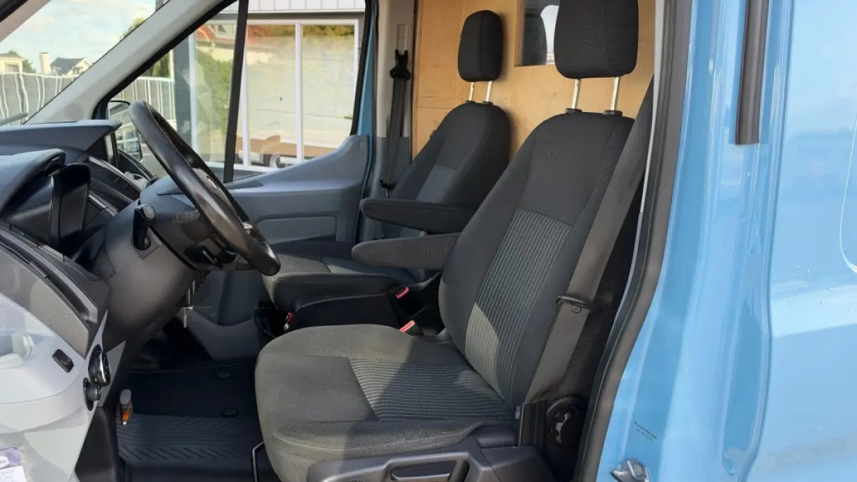 2.0 TDCI 96KW 131PK L2H2 AIRCO/ CRUISE CONTROL/ NAVIGATIE/ TREKHAAK/ 100% DEALERONDERHOUDEN