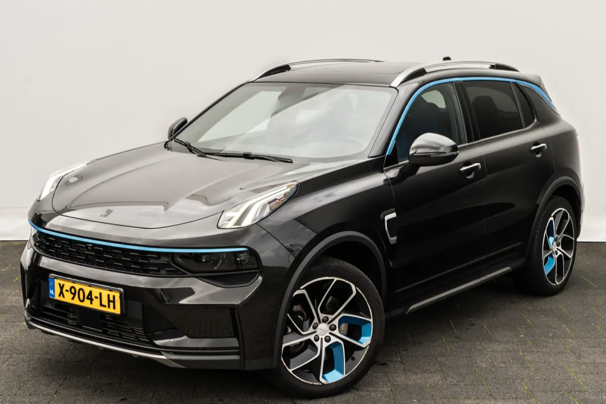 1.5 Plug-in Hybrid 262 Pk | Black Pack | Panoramadak | Zwarte Hemel | 75 km Elektrisch | 360 Camera | NL Auto | 20 inch. LMV | 1e eigenaar