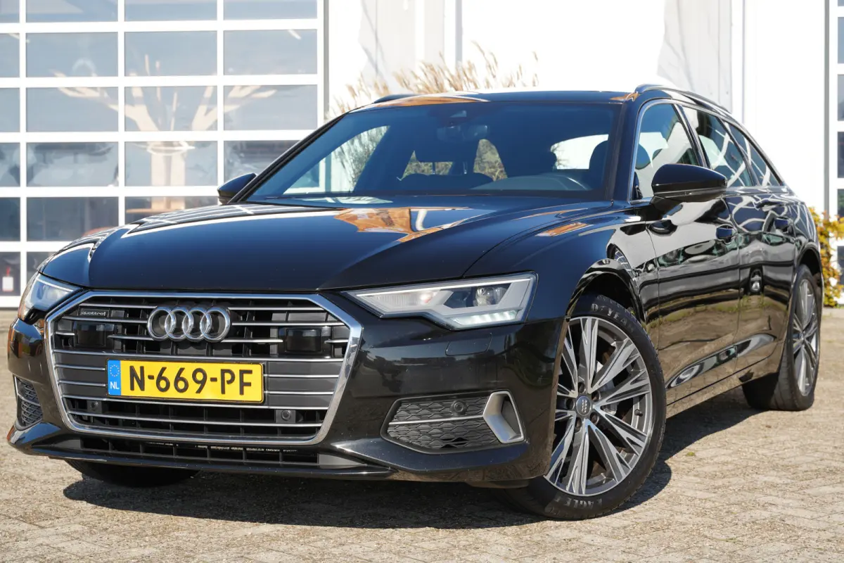 40 TDI quattro Business edition 204pk | Virtual Cockpit | Achteruitrijcamera | Cruise control adaptief met stop&go | Dab | Elektrisch bedienbare achterklep | LED koplampen | Navigatiesysteem